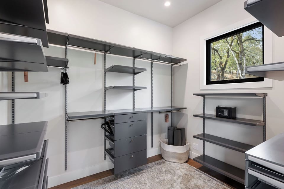 Primary Suite Closet