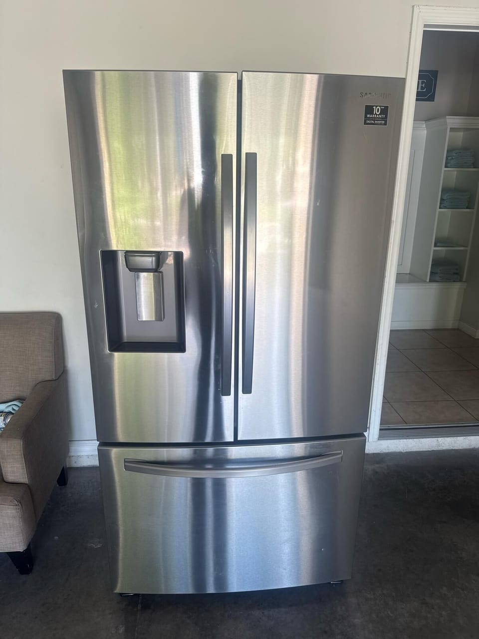 The 2nd refrigerator.We provide 2 refrigerators