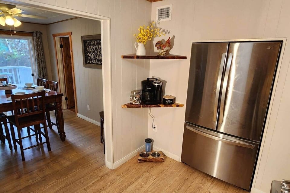 




combo coffee maker makes drip coffee or K cups