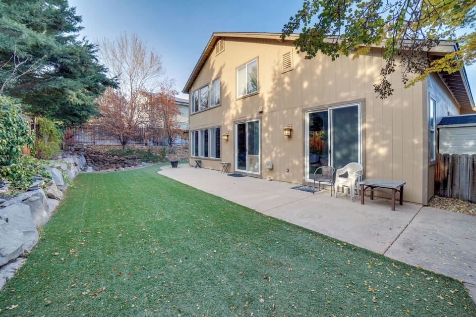 Fenced-In Yard | Patio | Gas Grill | Hot Tub | Outdoor Seating & Dining