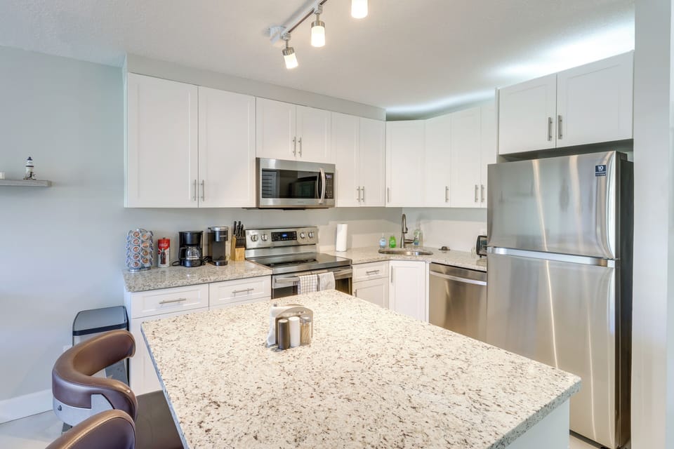 Kitchen | Single-Story Unit | 1st-Floor Condo