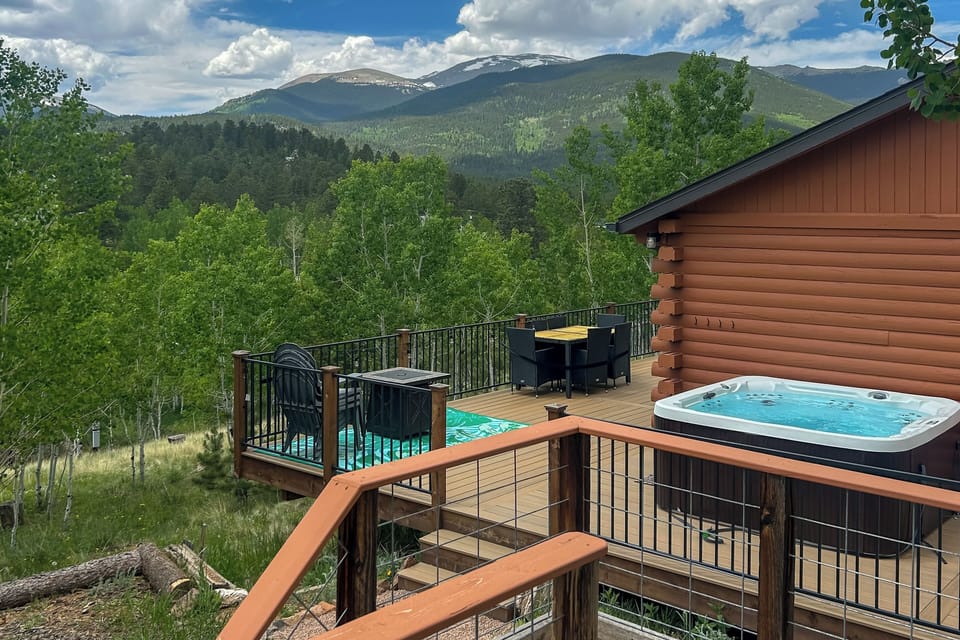 Bailey Vacation Rental | 2BR | 1BA | 600 Sq Ft | Steps Required to Enter