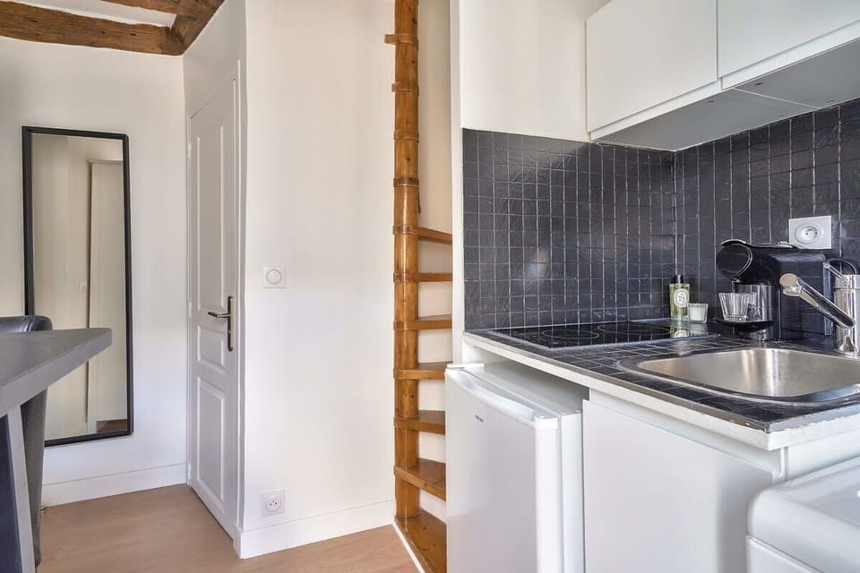 Kitchenette