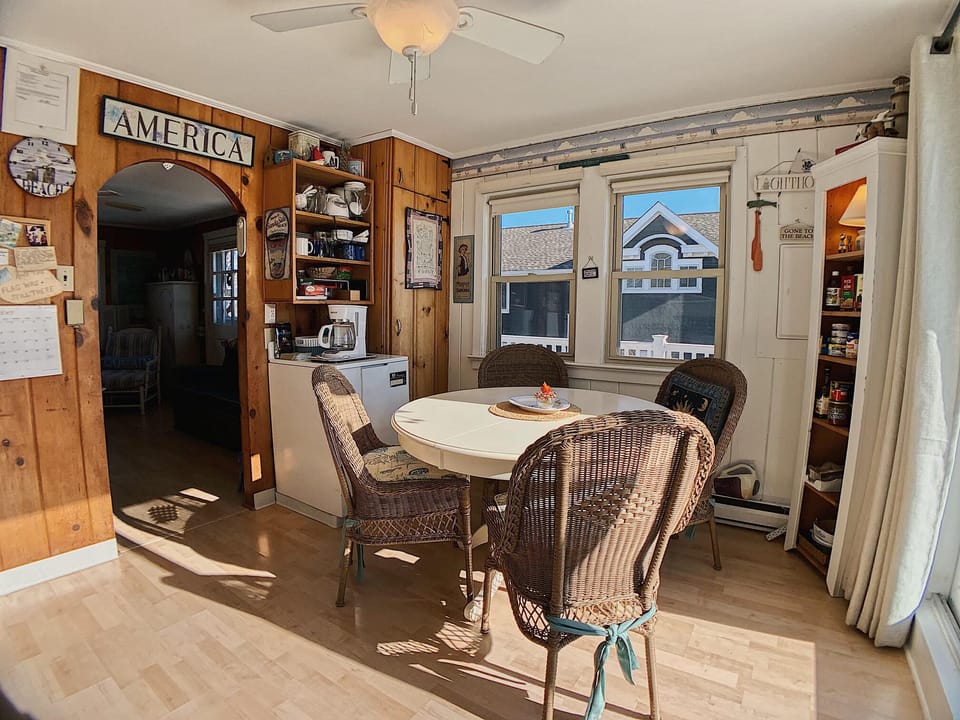 2nd Entry / Kitchen