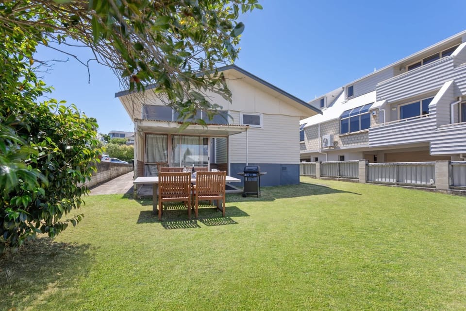 Spacious back yard