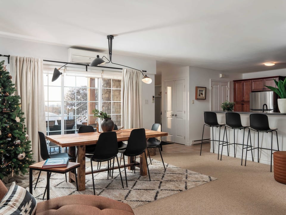 A bright, welcoming space made for gathering and good moments