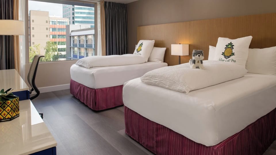 Unit with 2 Double size beds