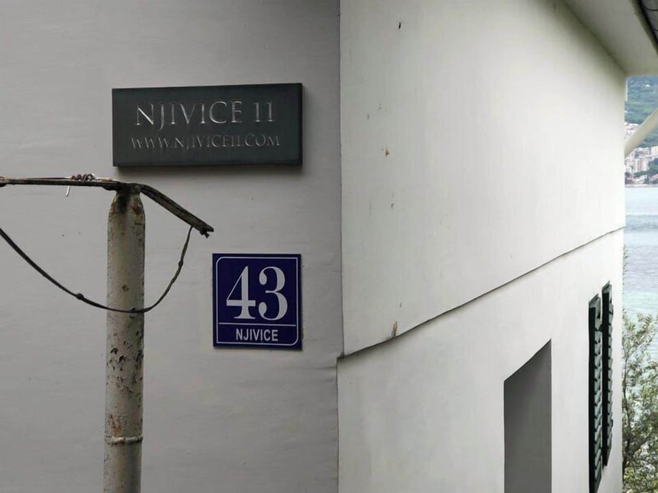 Njivice 11 now Njivice 43 house identification