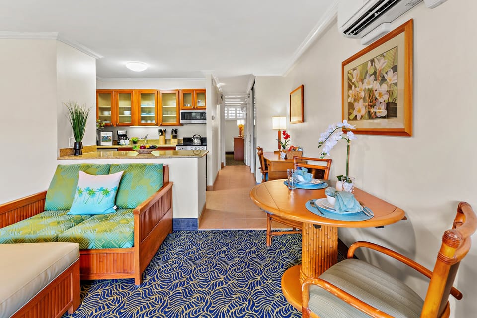 Open concept with Split Air conditioning