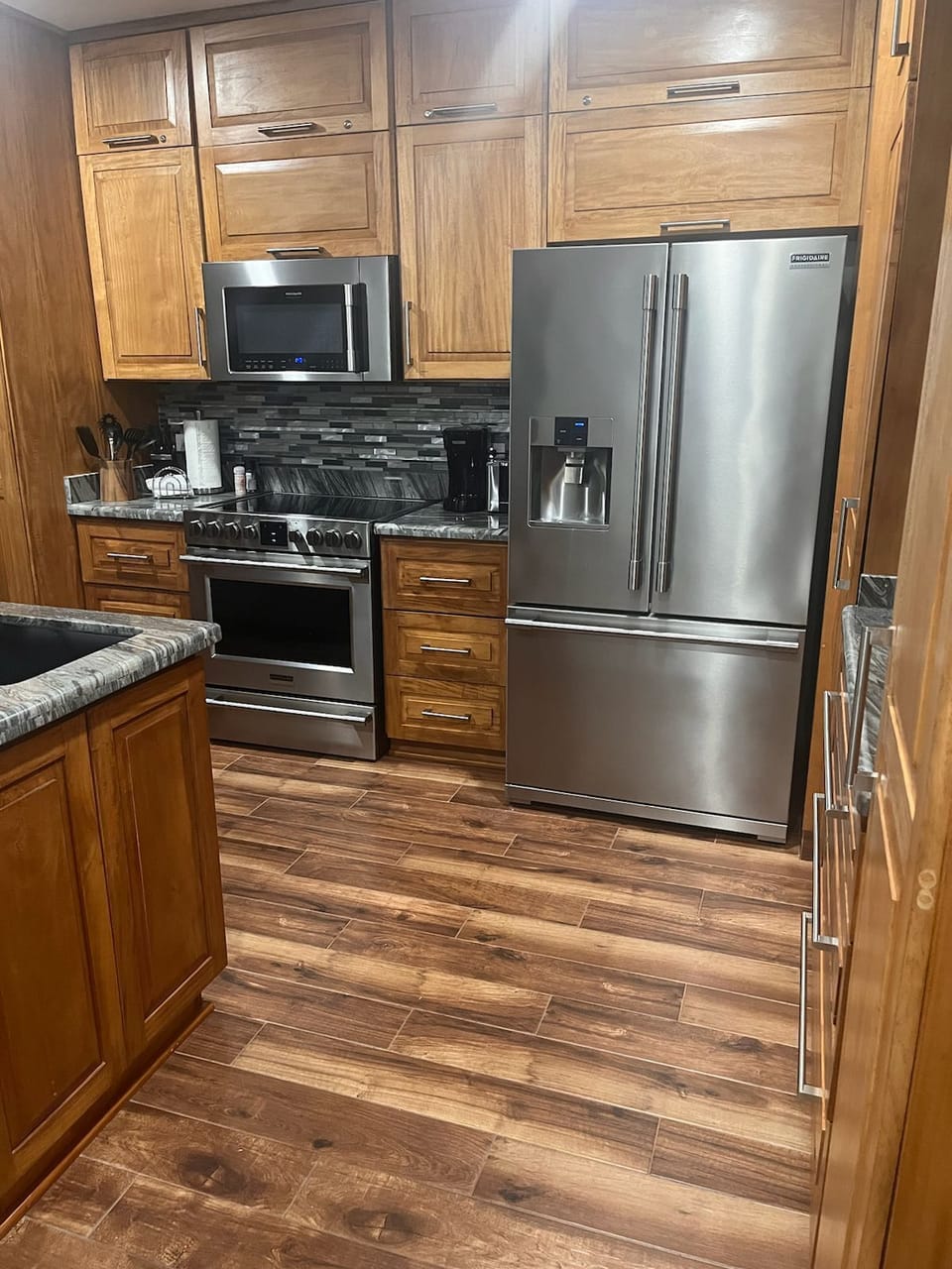 Fully equipped modern kitchen