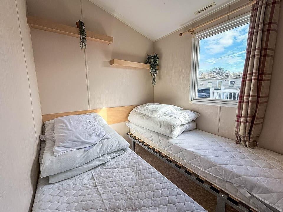 Make memories on a family holiday UK at Broadland Sands Holiday Park, with its cosy bedrooms in a caravan and easy access to Lowestoft UK and the Suffolk beaches UK.