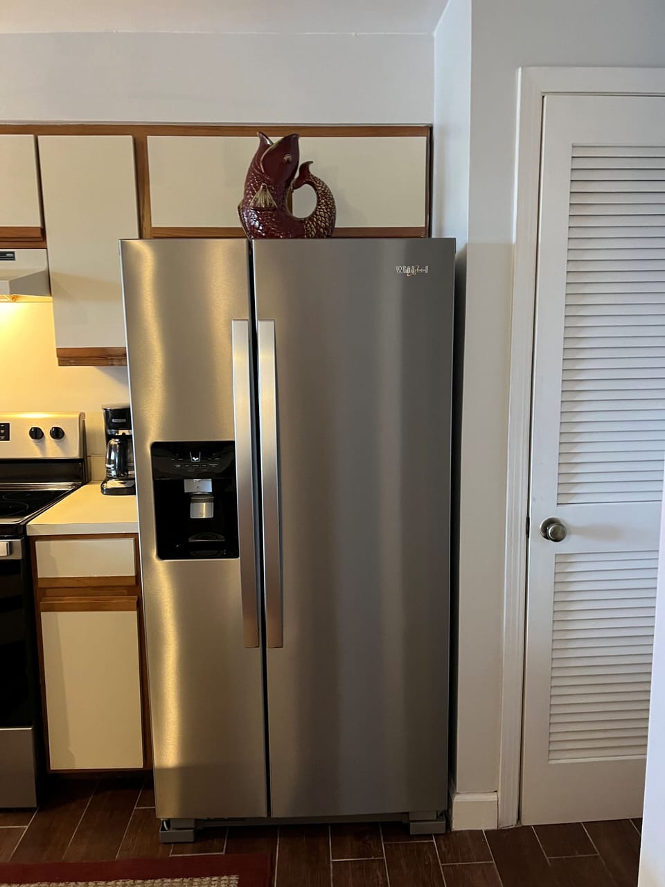 Stackable washer and dryer in closet