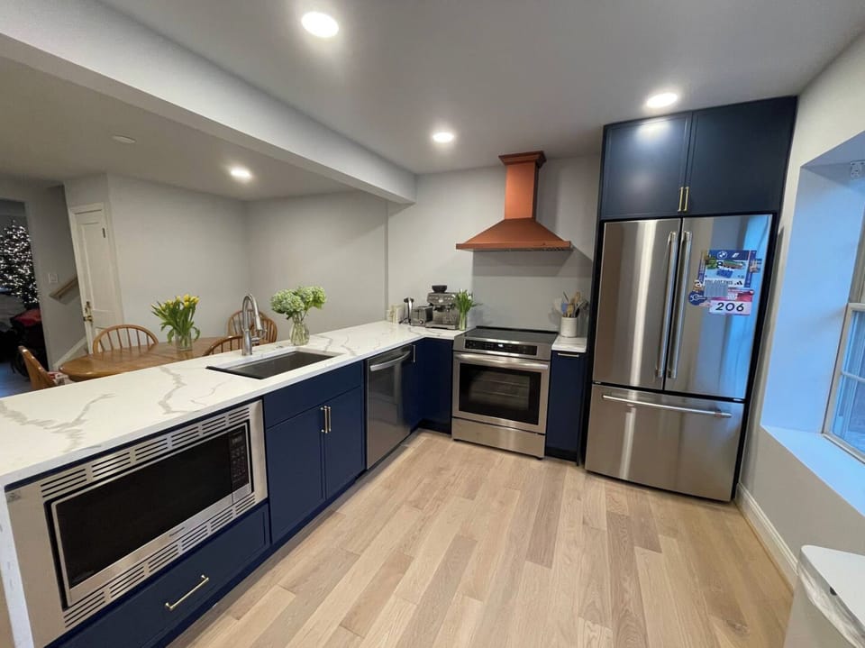 Full Kitchen on the Main Floor