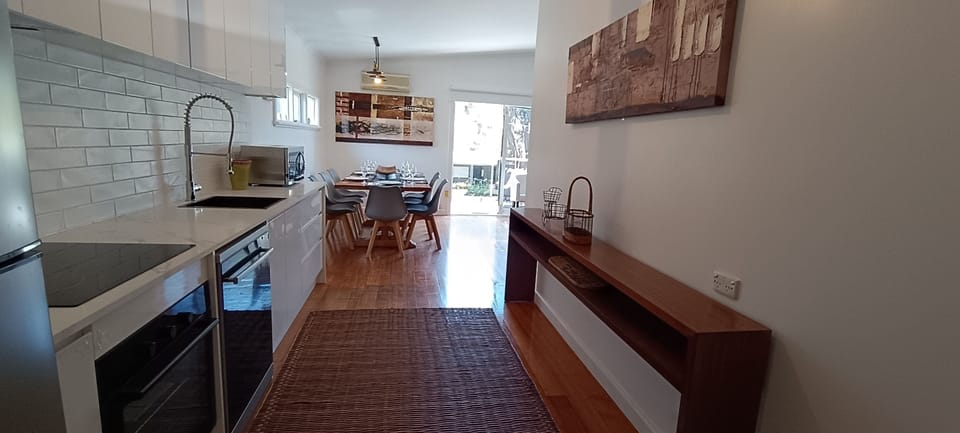 Kitchen Dining - Upper level