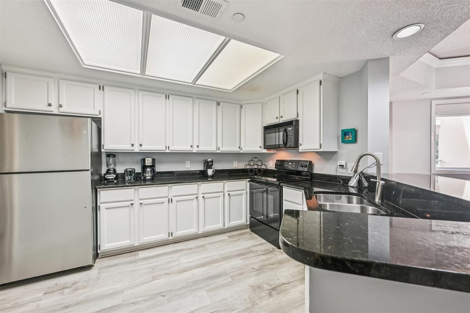Kitchen at 406 Windsor Place