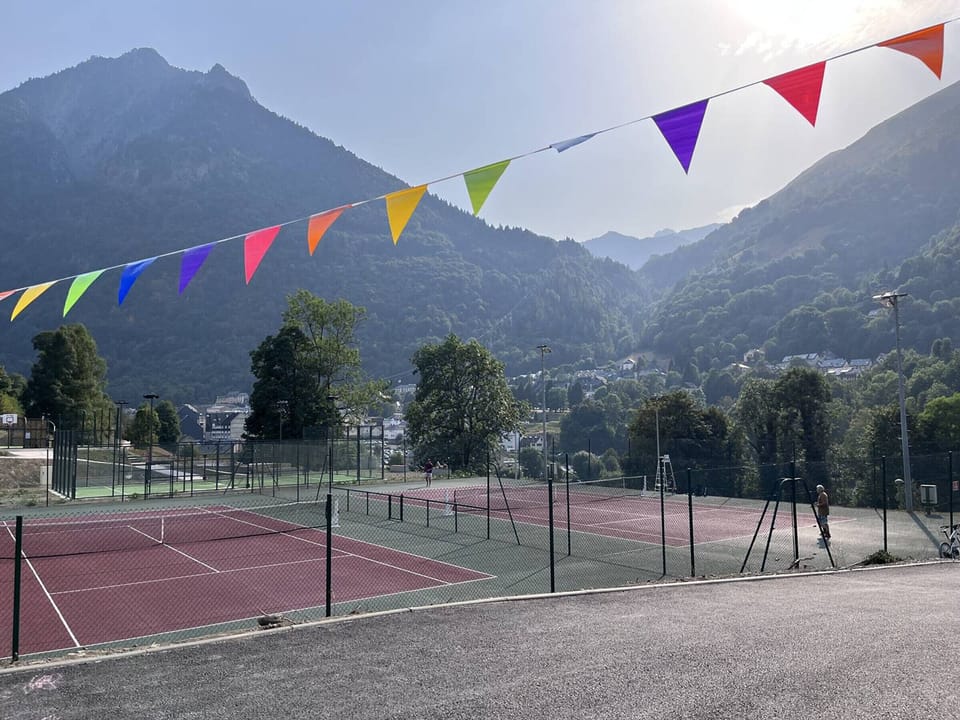 Sport court