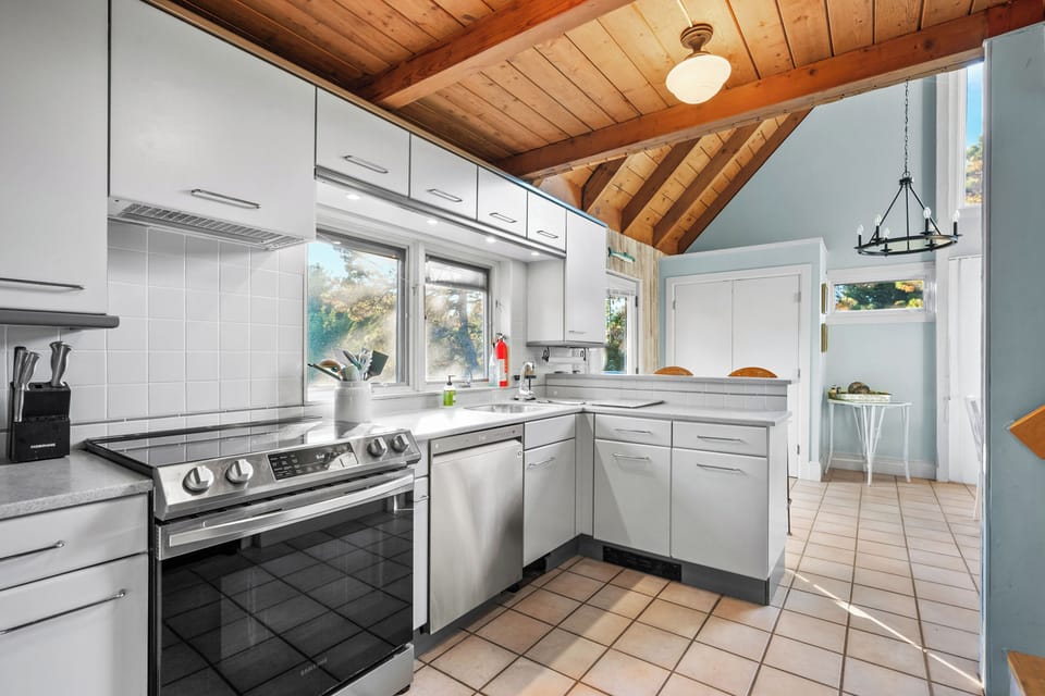 Kitchen 2