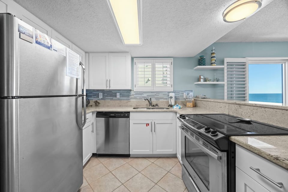 Westwind 701 Kitchen area