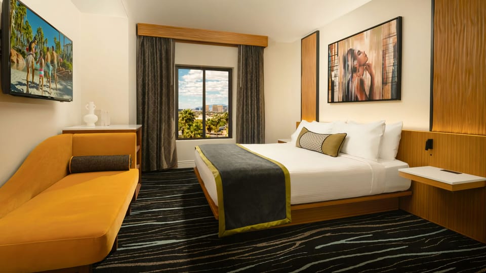 Bedroom with king bed and premium bedding