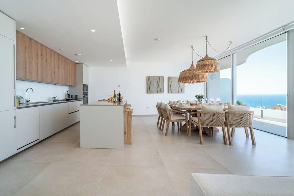 B534aa2b 12e3 40ea 86a2 f90aefceb549