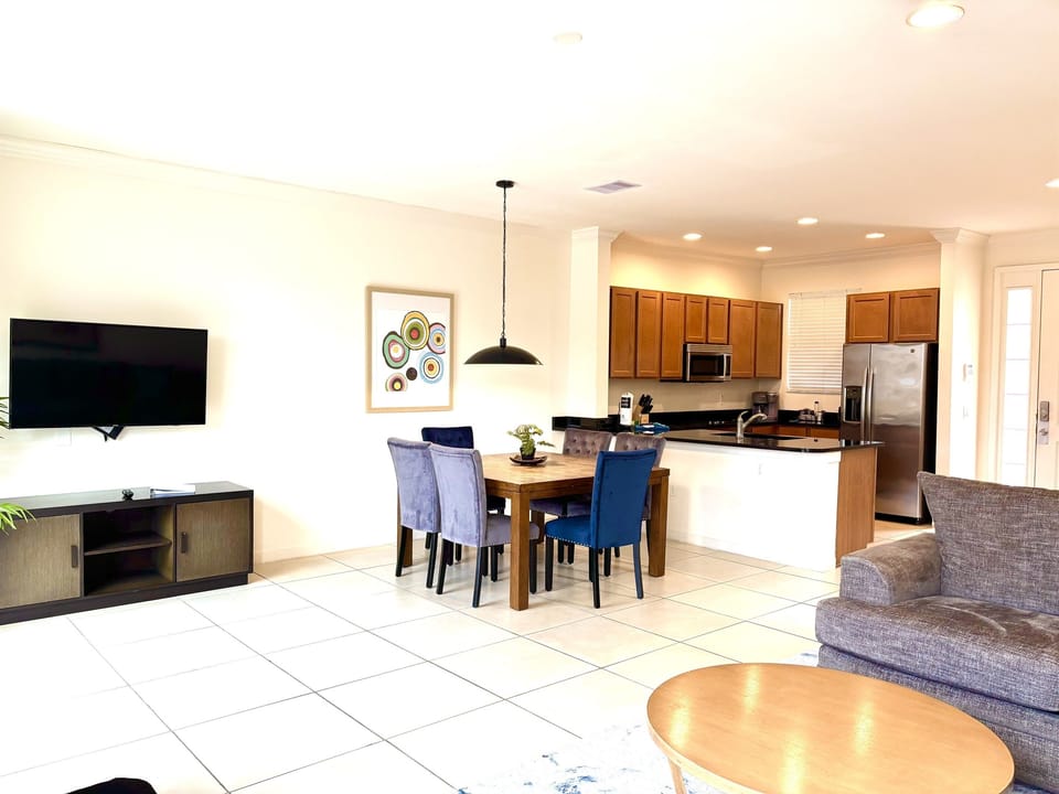 Open concept living/dining/kitchen