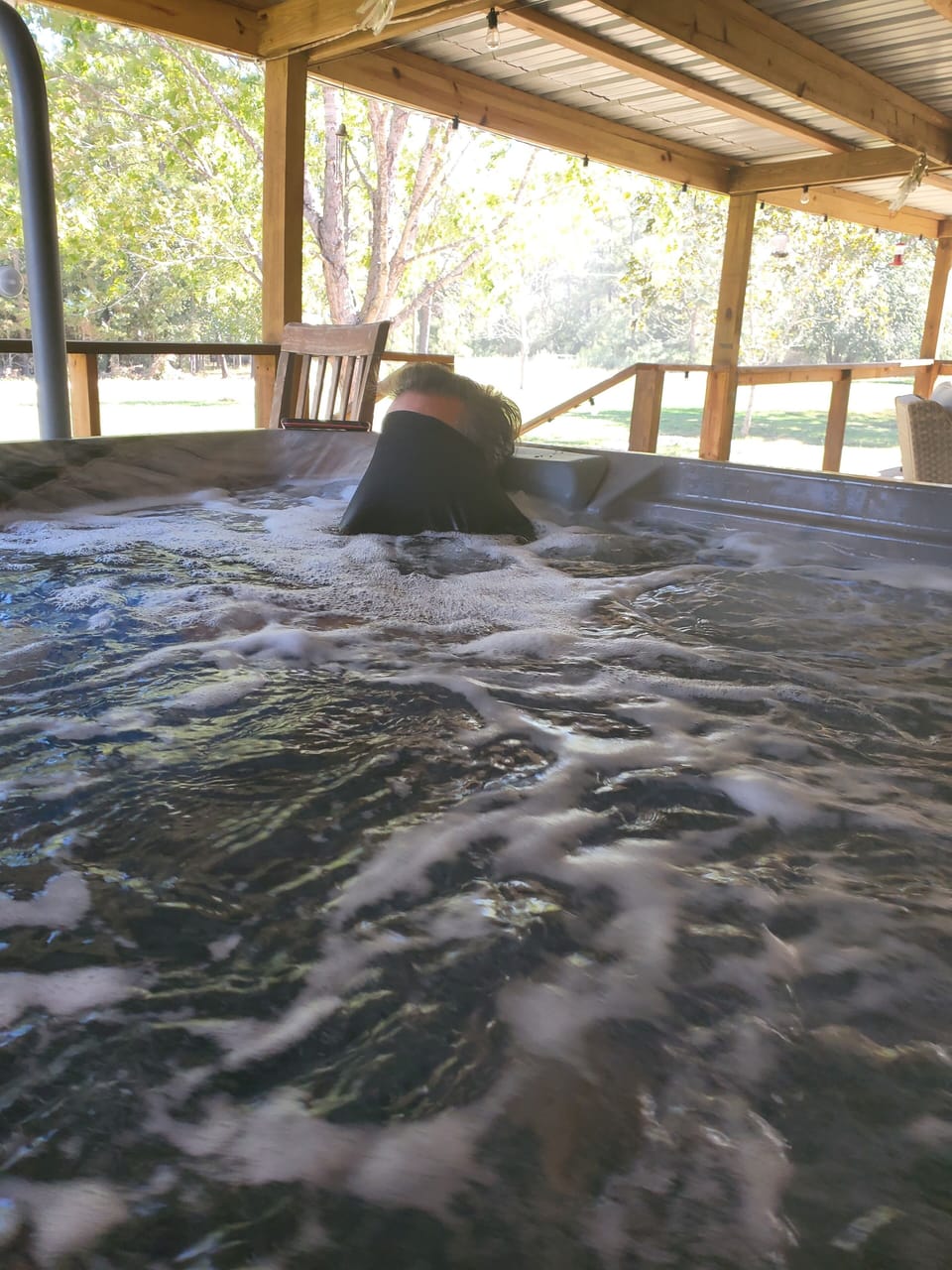Outdoor spa tub