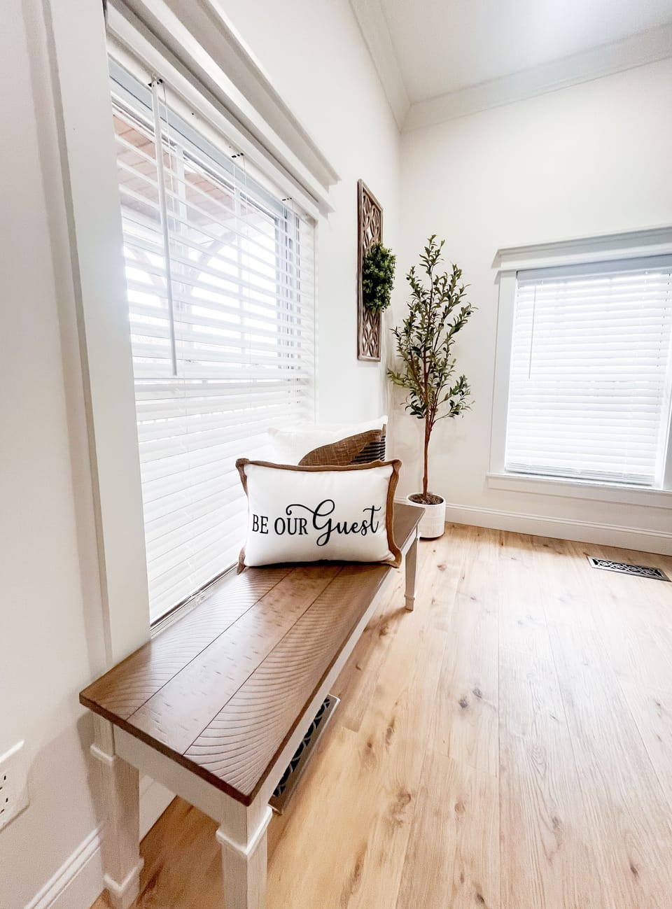 b5c3daf9-595d-4604-bf5c-1939099d7591