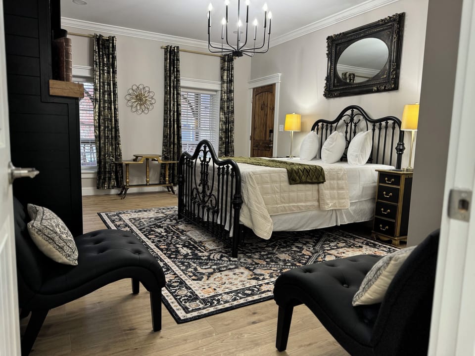 Iron and Gold Retreat Room #1