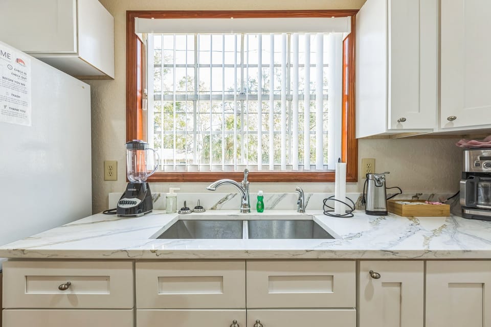 Kitchen Sink