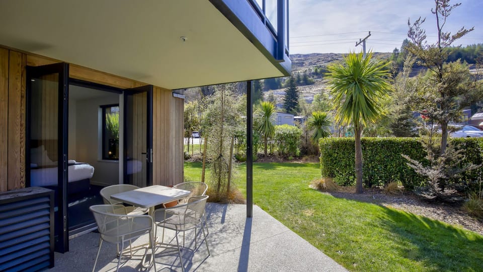 Private sunny north facing patio