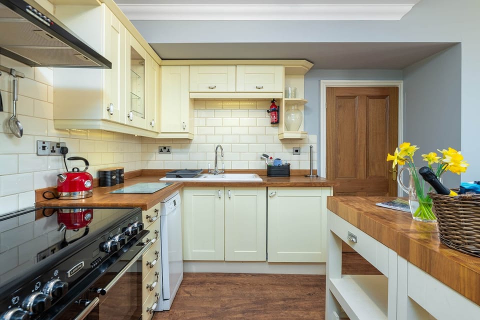 PLAS BRITTANIA KITCHEN 04