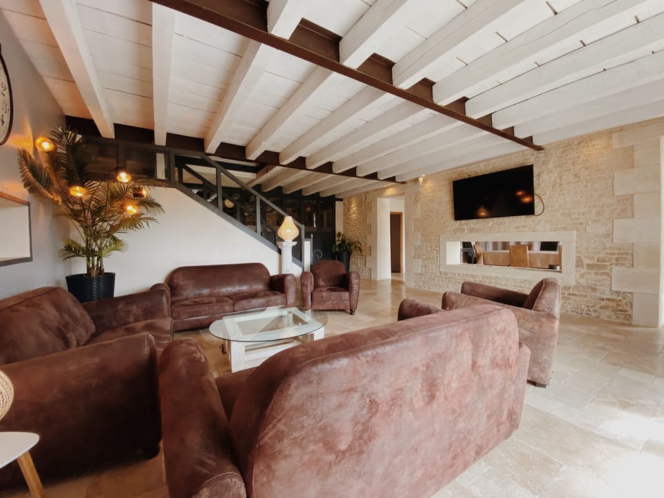 Salon (2)