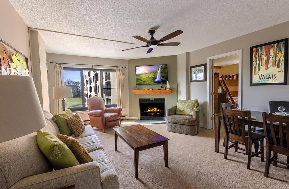 Welcome home to Silver Creek 5404, an ideal and modern oasis for your Snowshoe mountain adventures!