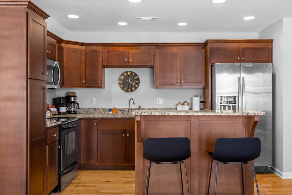 Full Kitchen