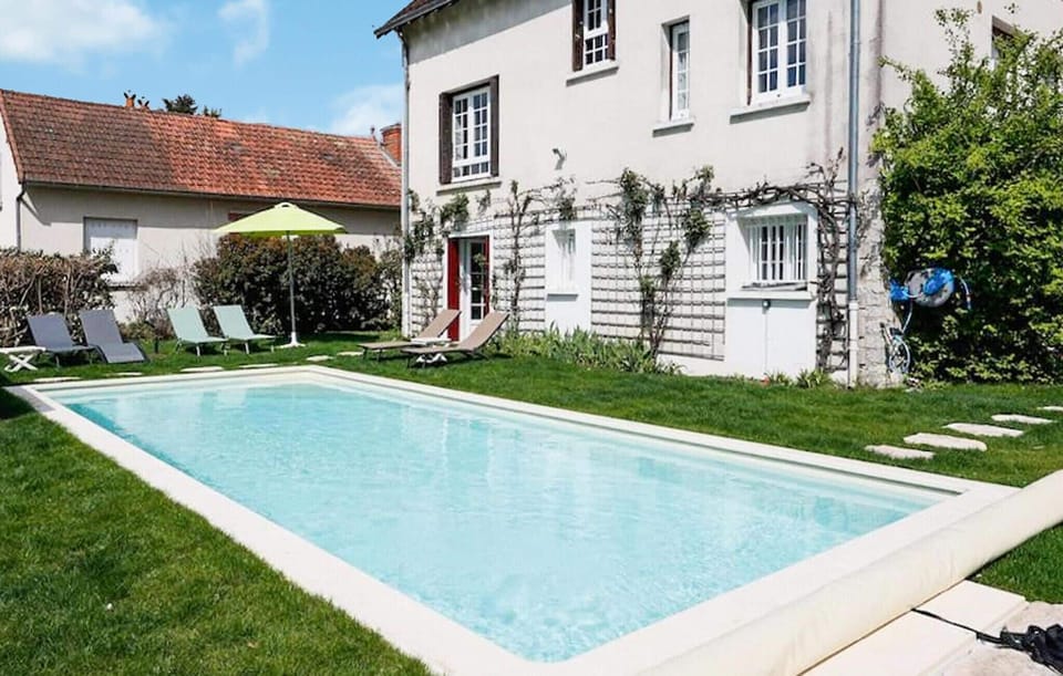 pool