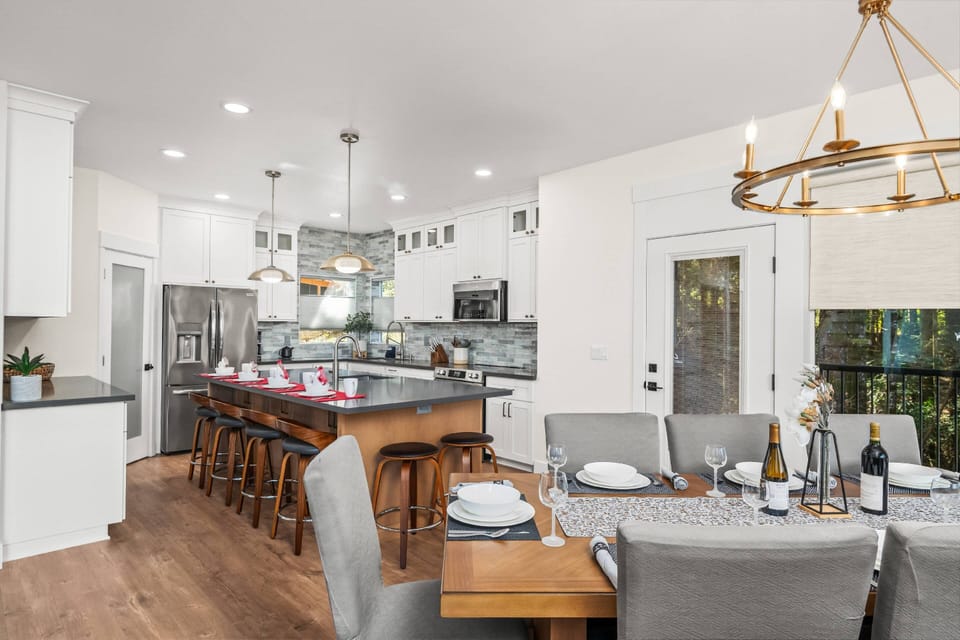 Dining Area Main Level