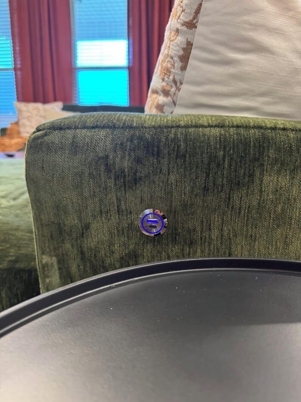 Kick back, relax, and stay connected. This cozy couch has built-in USB ports so you’re always powered up. Professional photos coming soon!