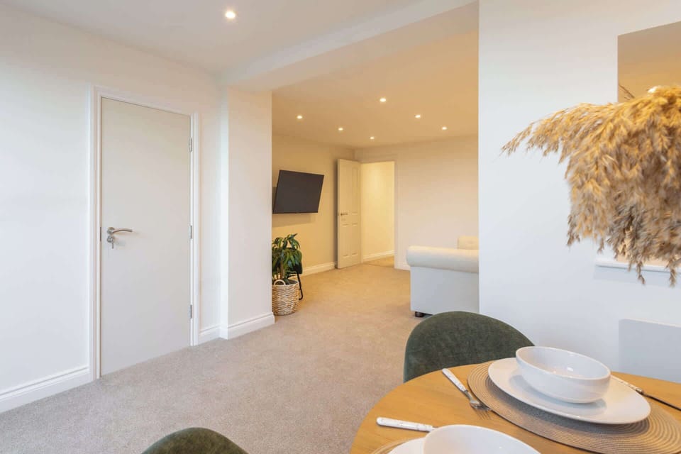 Apartment 1, King's Court, Scarborough - Host & Stay