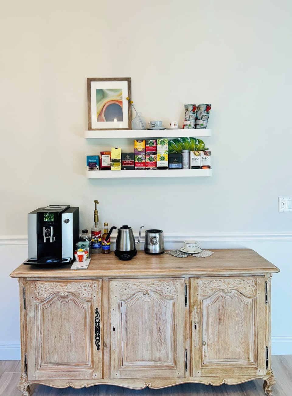 Coffee & Tea area