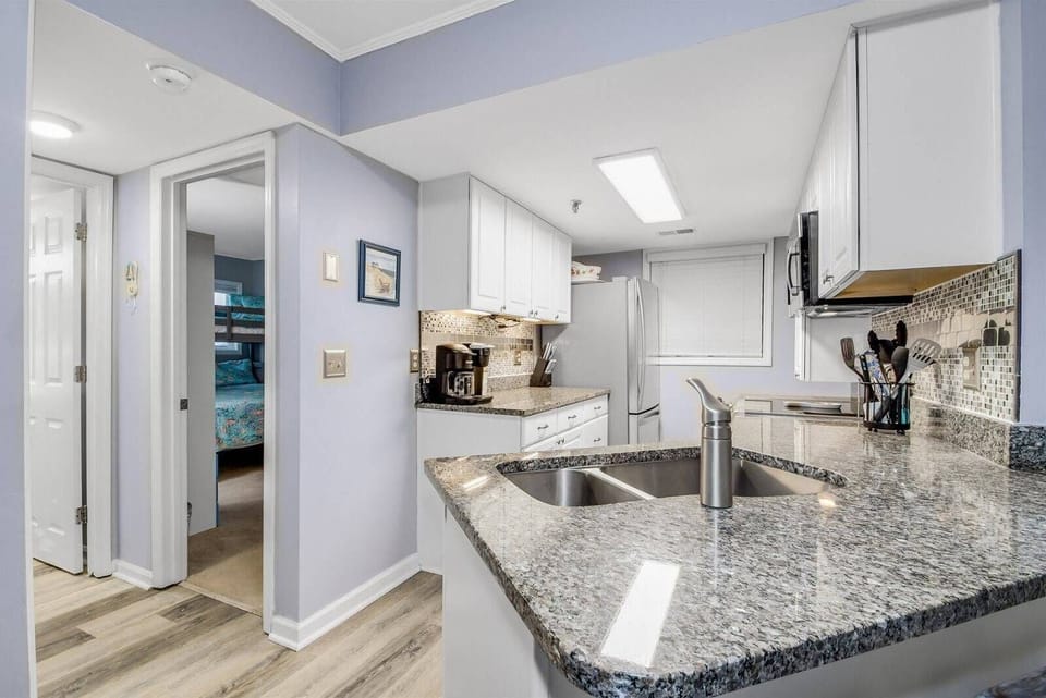 Kitchen 1
