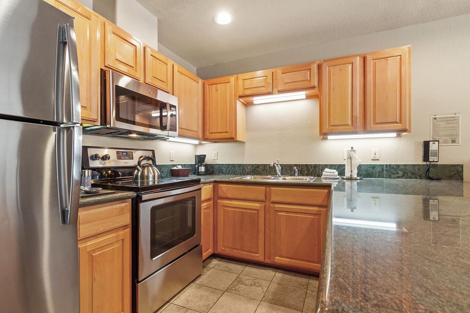 fully equipped kitchen