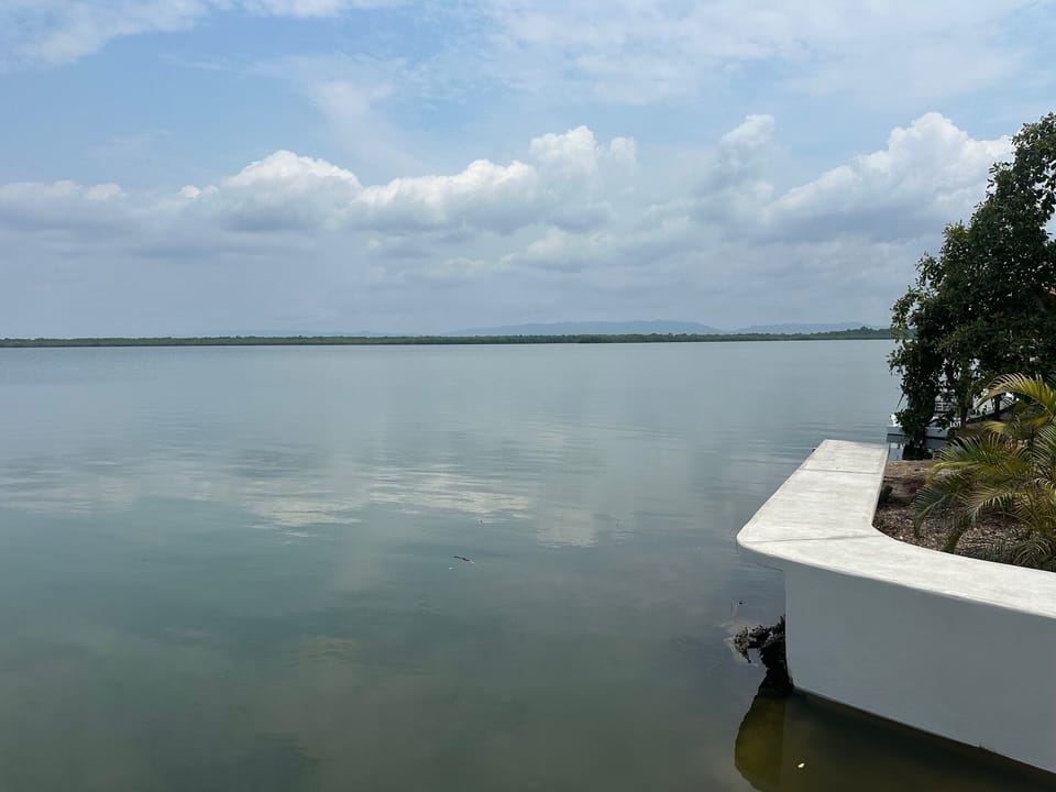 right side water front