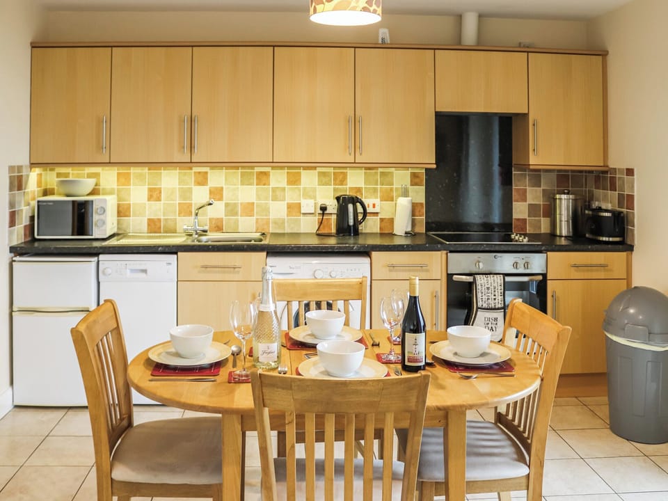 Kitchen | Berwyn - Bala Barns, Bala