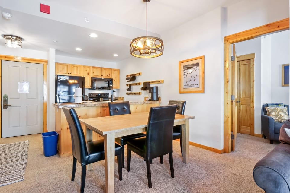 Dining Room, Dining Table, Furniture, Indoors, Table