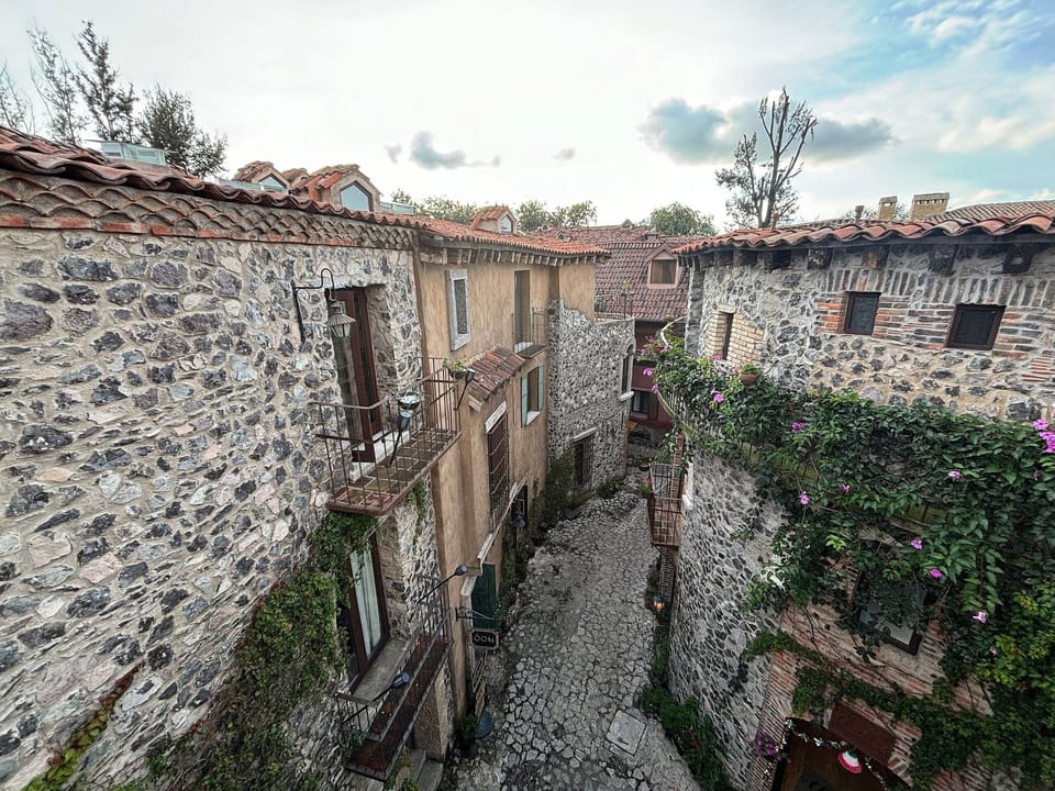 View(from property / room)