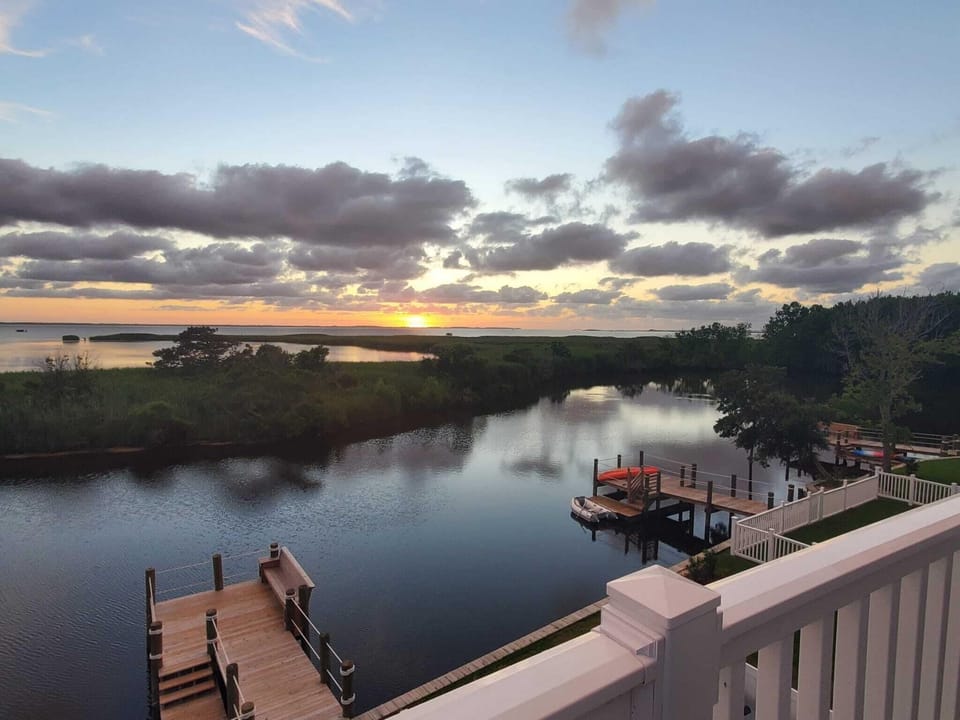 Have a Cup of Coffee From the Upper Deck Views