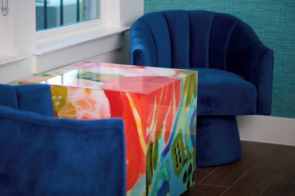 Lounge — quiet break from group activity.