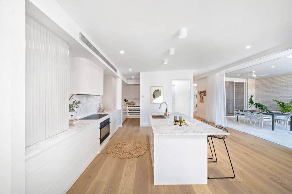 Modern kitchen and dining area for family stays