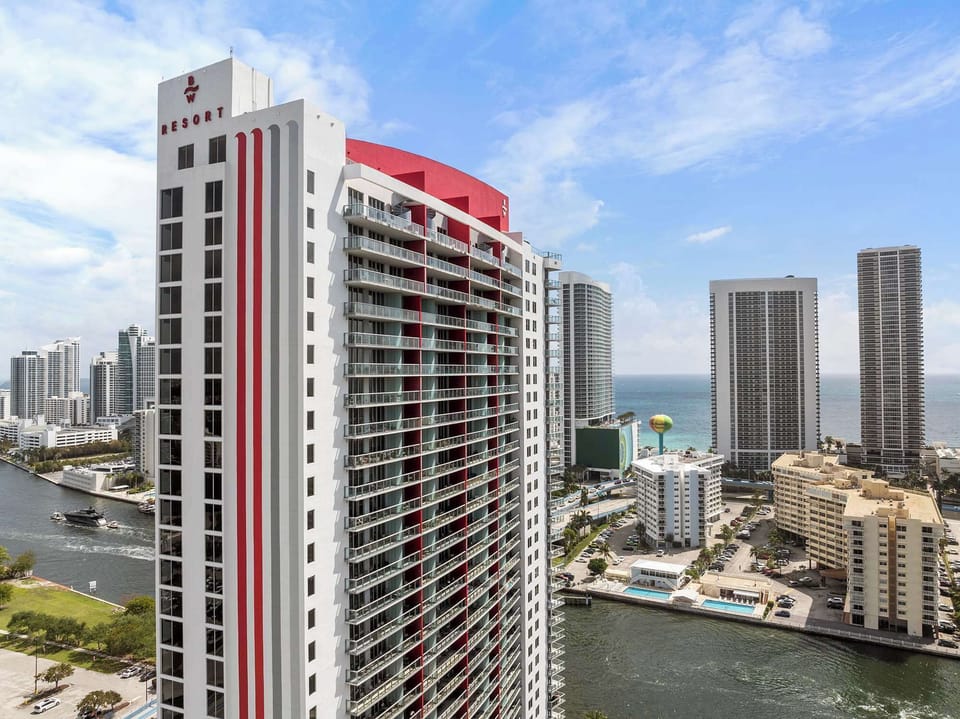 Beachwalk Building - Birds eye view
