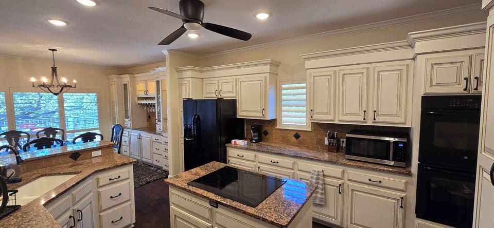 Double oven and induction cooktop